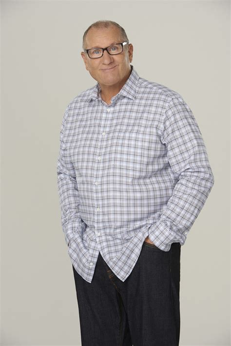 ed o'neill height|jay modern family actor.